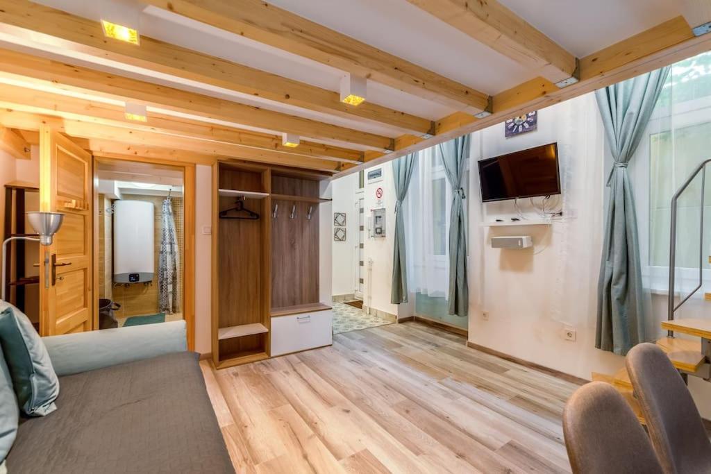 Amazing Kazinczy Flat No. 1 Apartman *